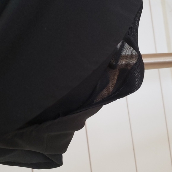 APT 9 medium sheer back dress with white piping! Be all that in this dress! - Picture 7 of 10